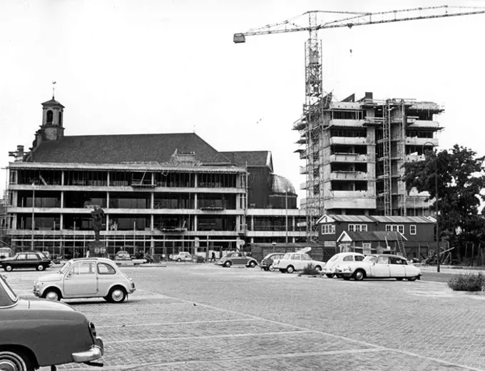 Loeffplein, Burgemeester (02).Org